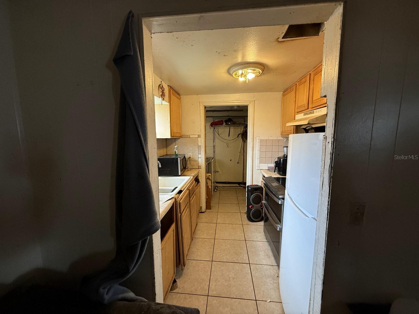 Image 17 of 20 For 13097 120th Street