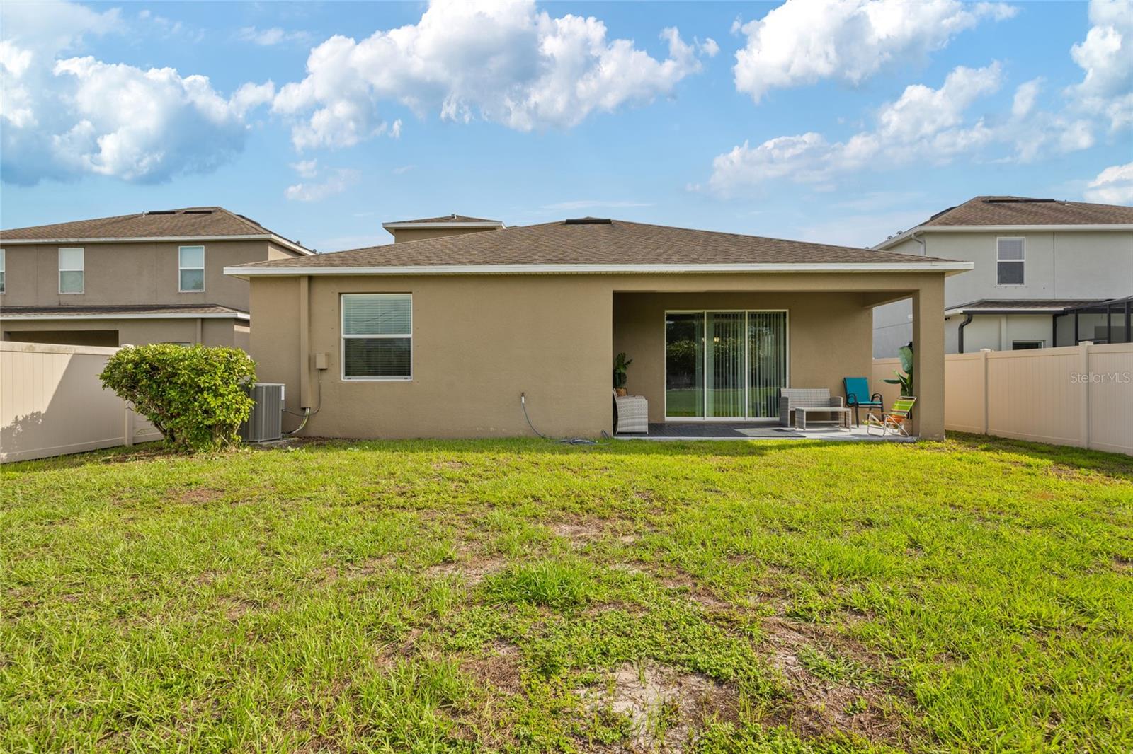 Image 26 of 29 For 13801 Newport Shores Drive