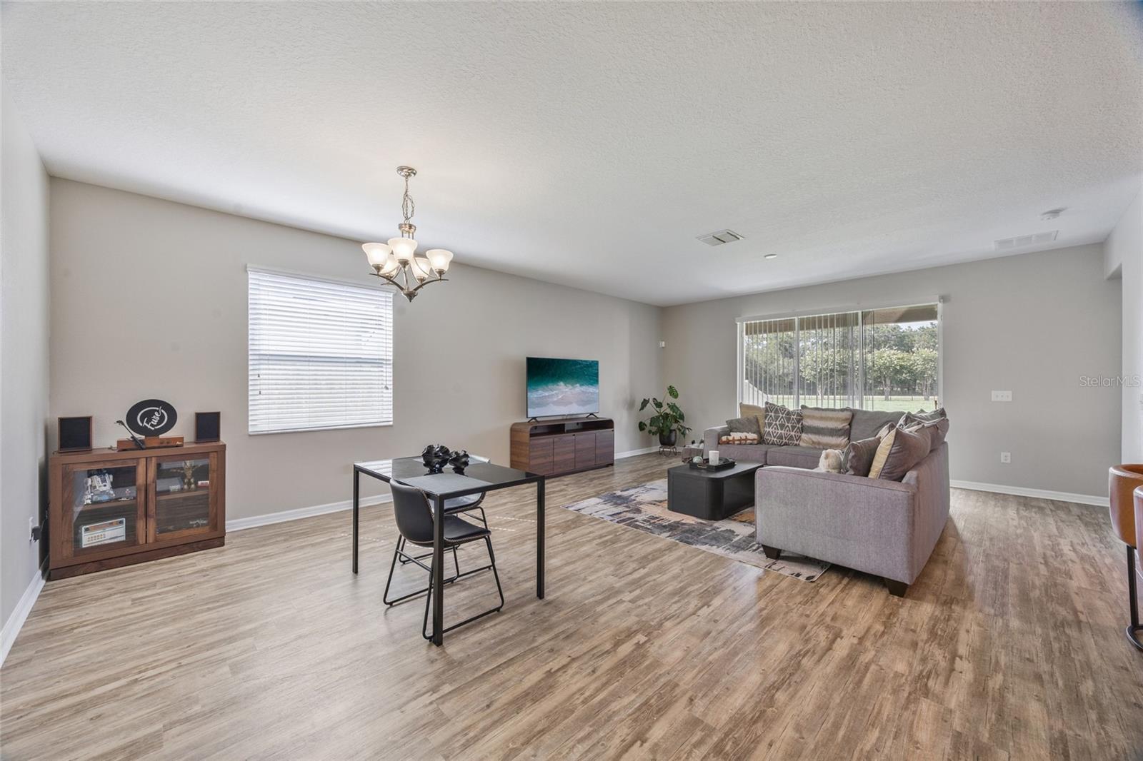 Image 4 of 29 For 13801 Newport Shores Drive