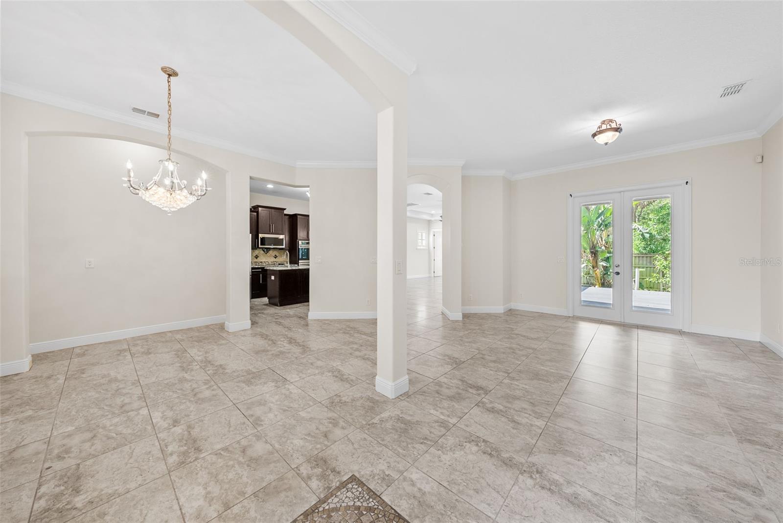 Image 15 of 58 For 3916 Hudson Lane
