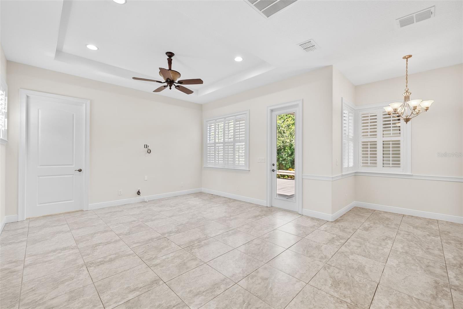 Image 3 of 58 For 3916 Hudson Lane