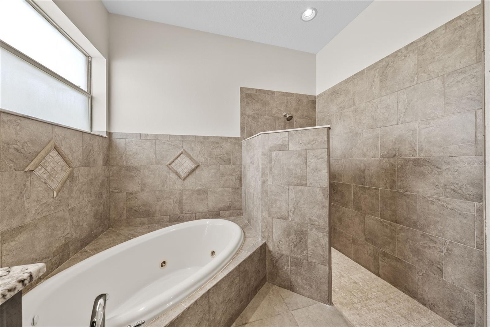 Image 32 of 58 For 3916 Hudson Lane