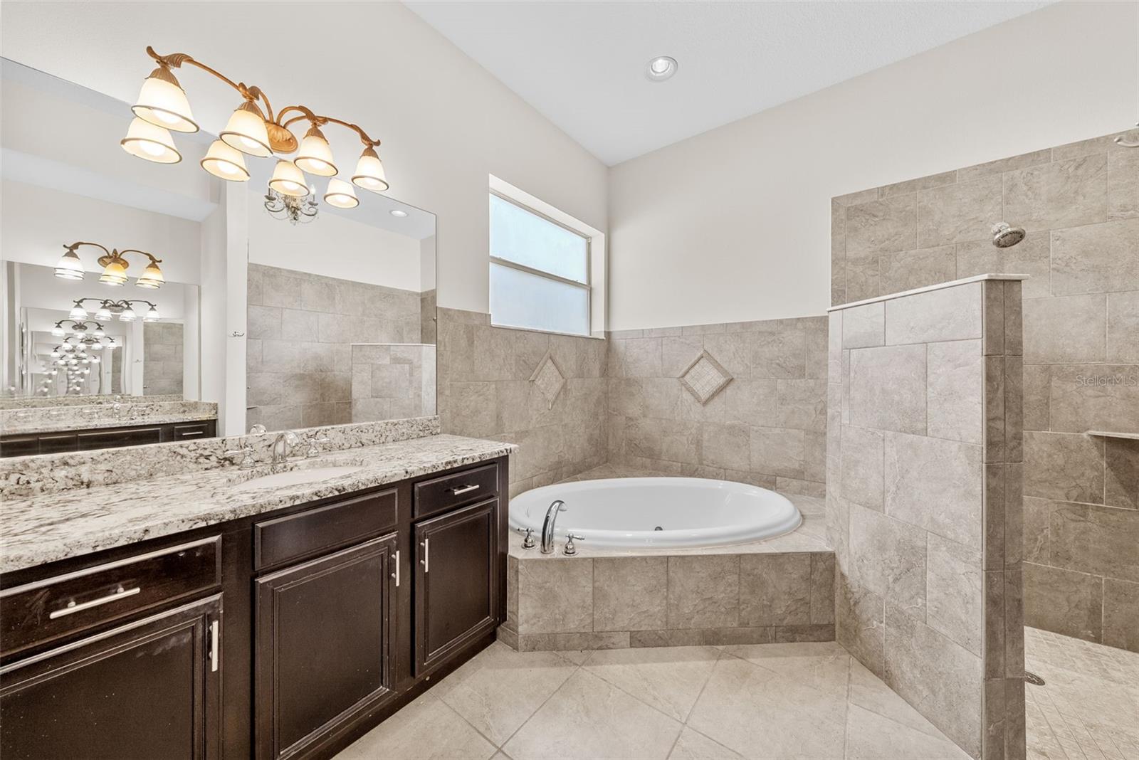 Image 33 of 58 For 3916 Hudson Lane