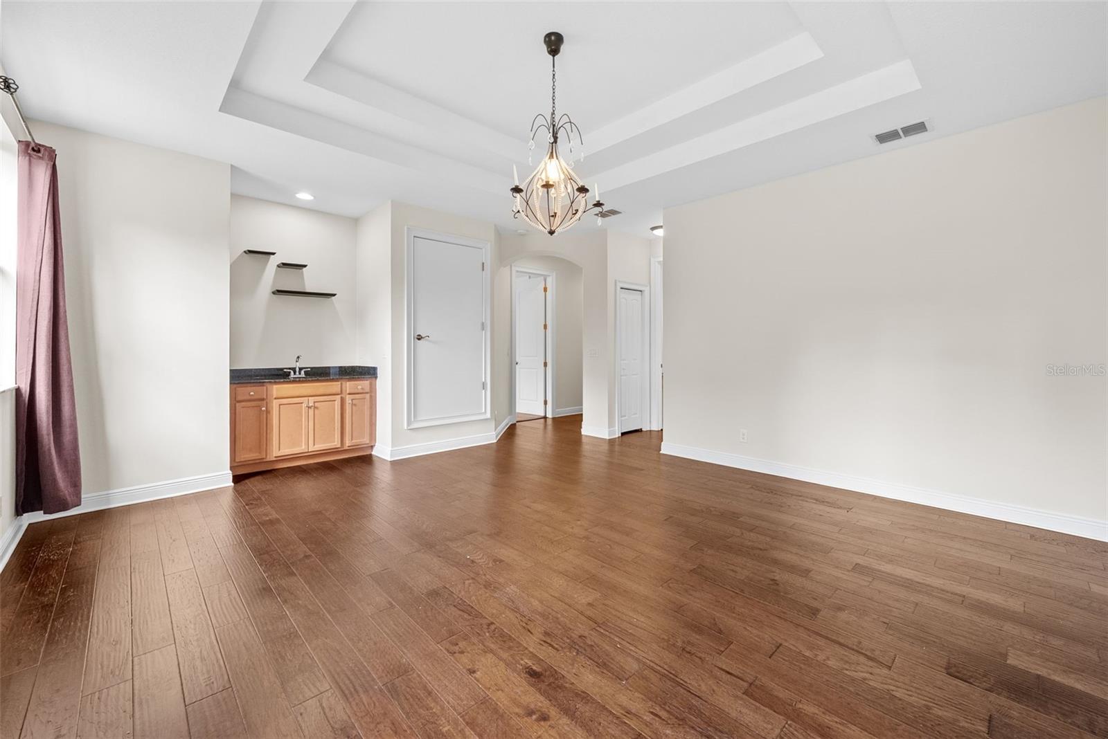 Image 7 of 58 For 3916 Hudson Lane
