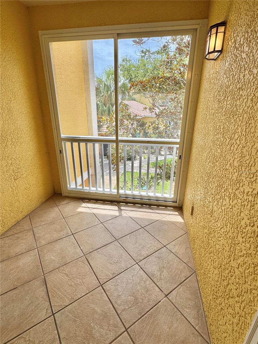 Image 13 of 39 For 10764 70th Avenue 3208