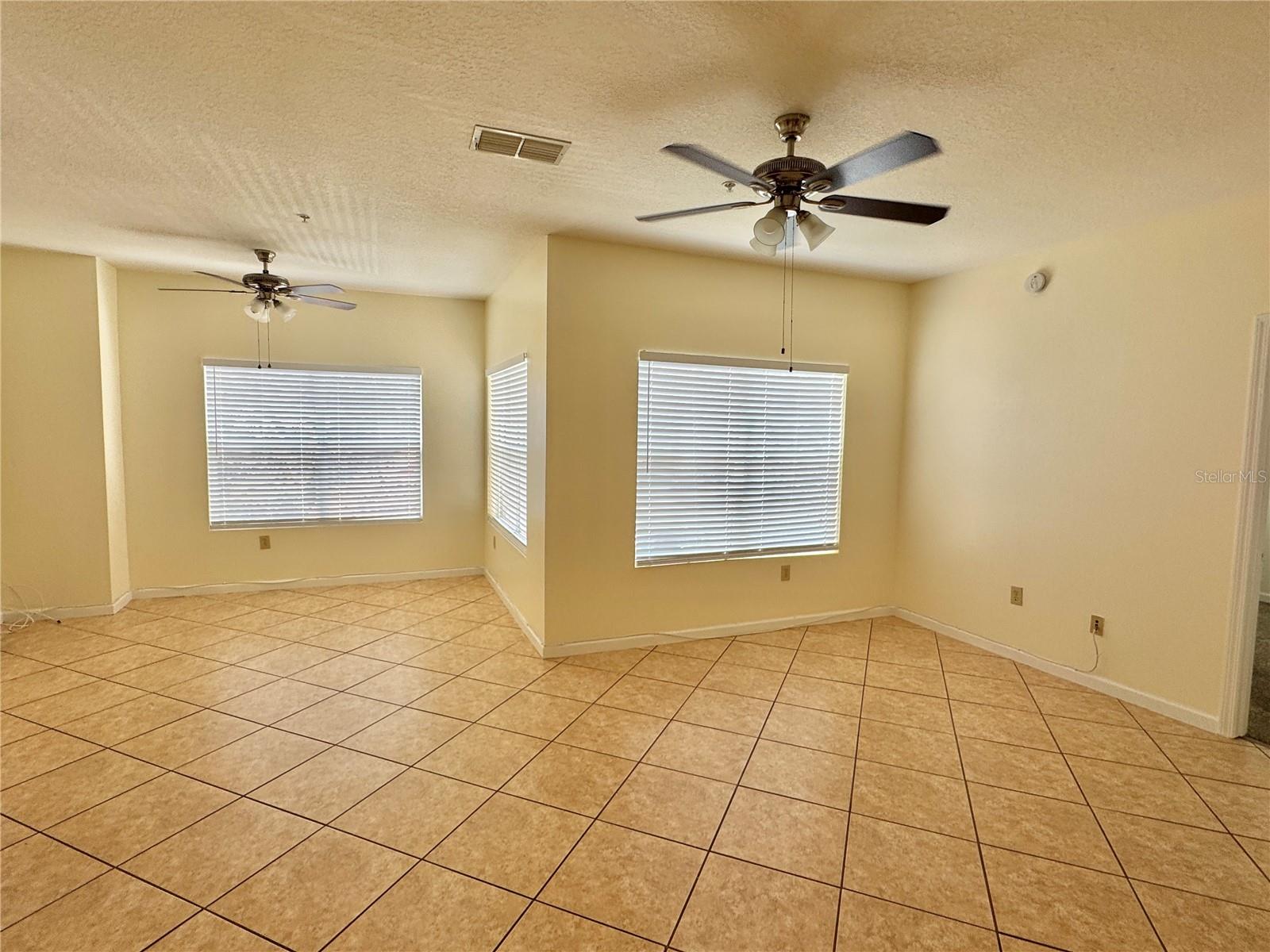 Image 14 of 39 For 10764 70th Avenue 3208