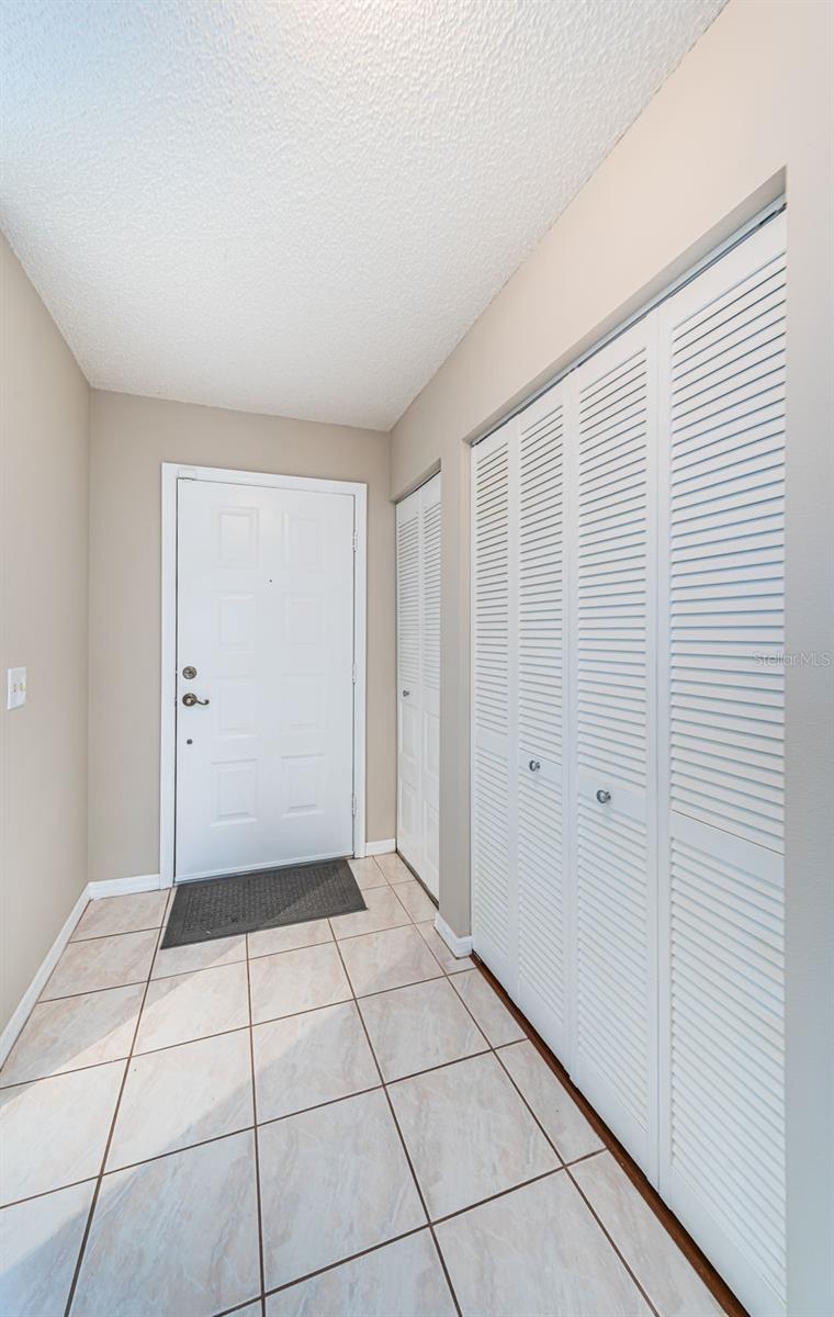 Image 17 of 93 For 7911 Hardwick Drive 414