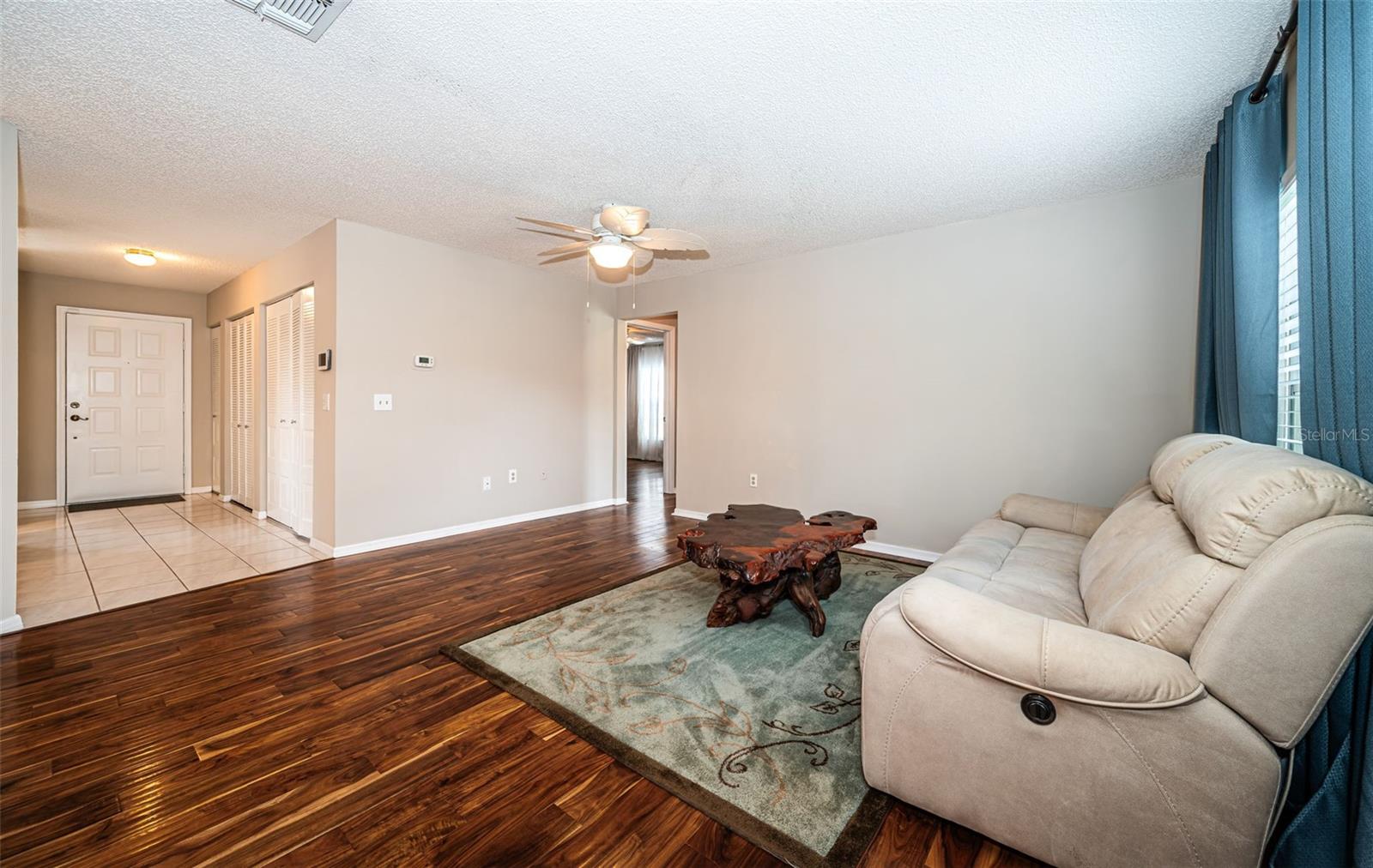 Image 18 of 93 For 7911 Hardwick Drive 414
