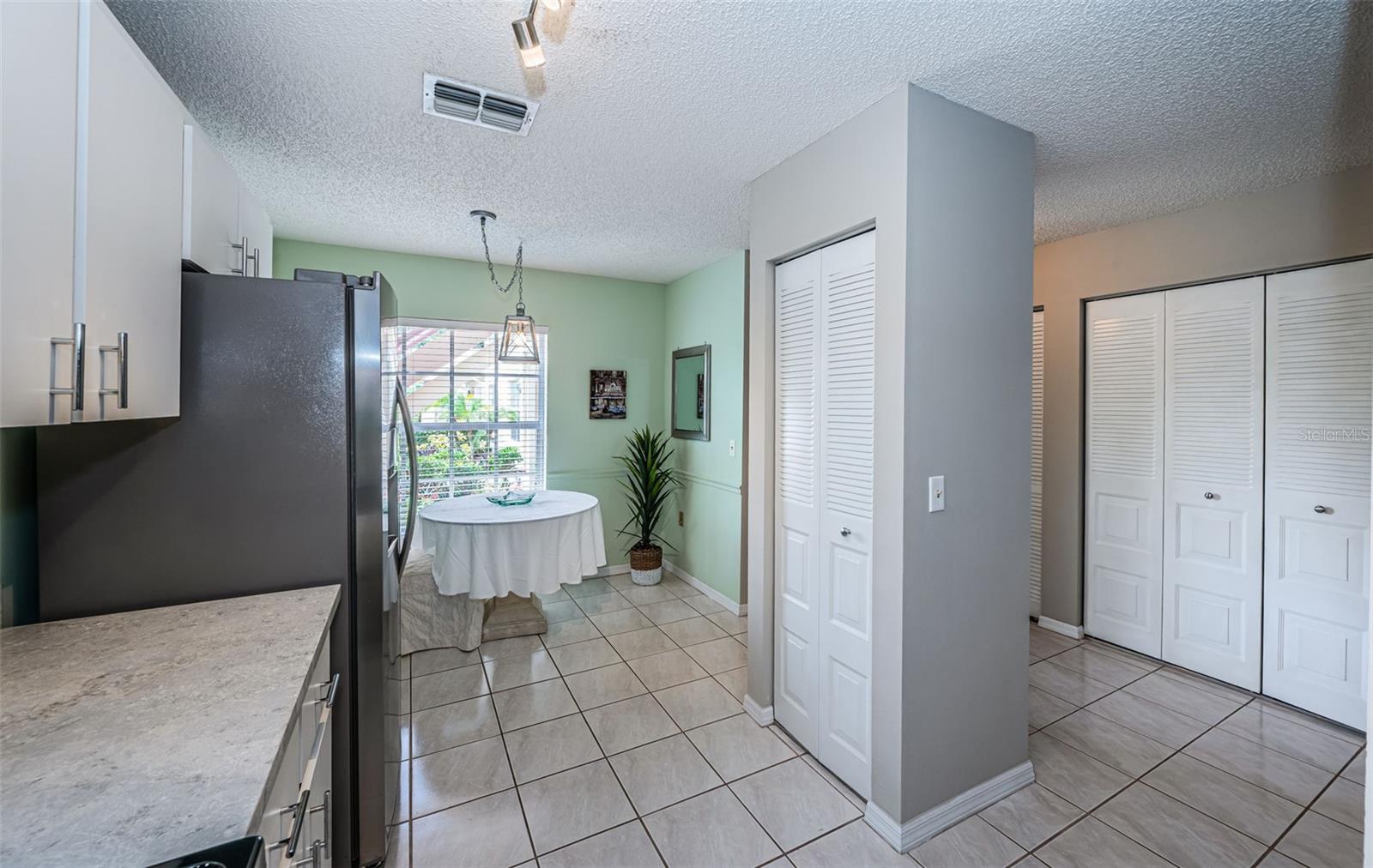 Image 30 of 93 For 7911 Hardwick Drive 414