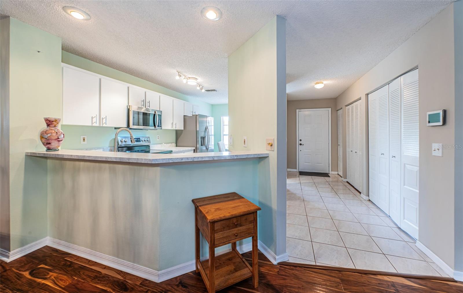Image 33 of 93 For 7911 Hardwick Drive 414