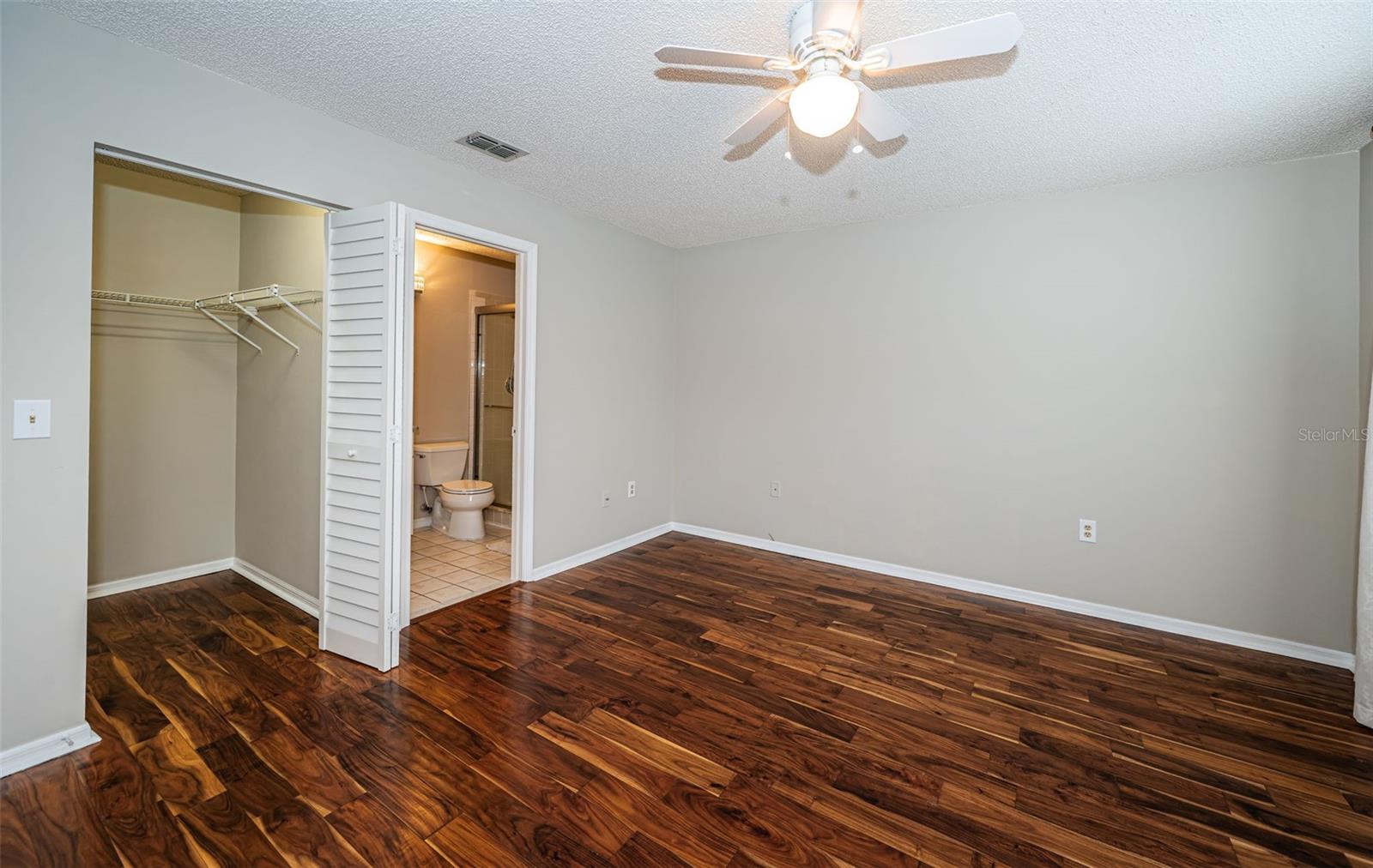 Image 35 of 93 For 7911 Hardwick Drive 414