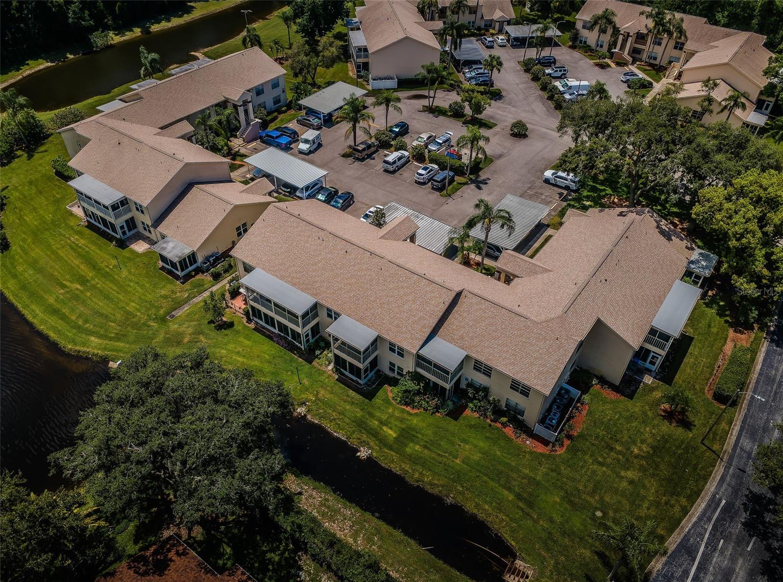 Image 52 of 93 For 7911 Hardwick Drive 414
