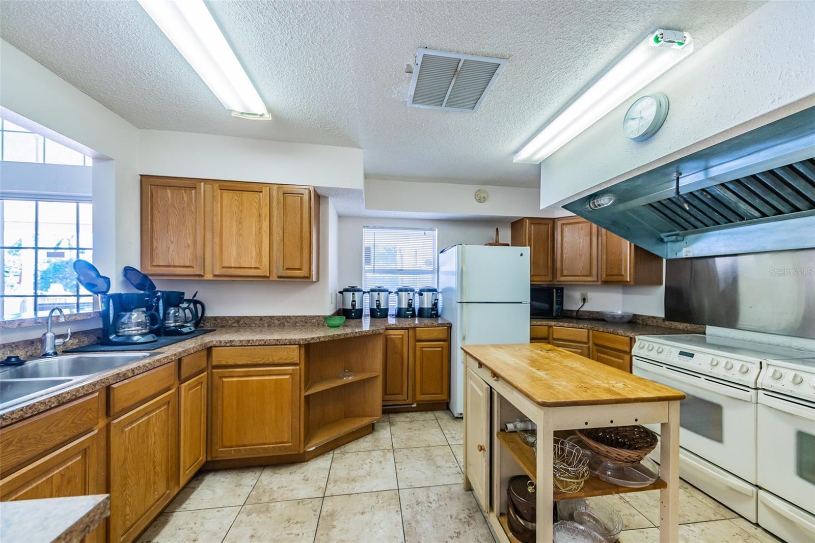 Image 65 of 93 For 7911 Hardwick Drive 414
