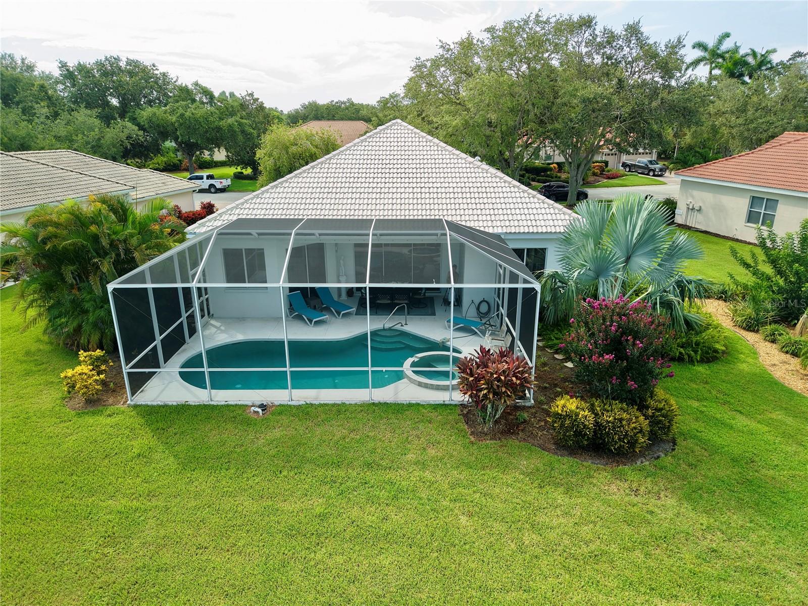 Image 12 of 22 For 6413 Grand Point Avenue