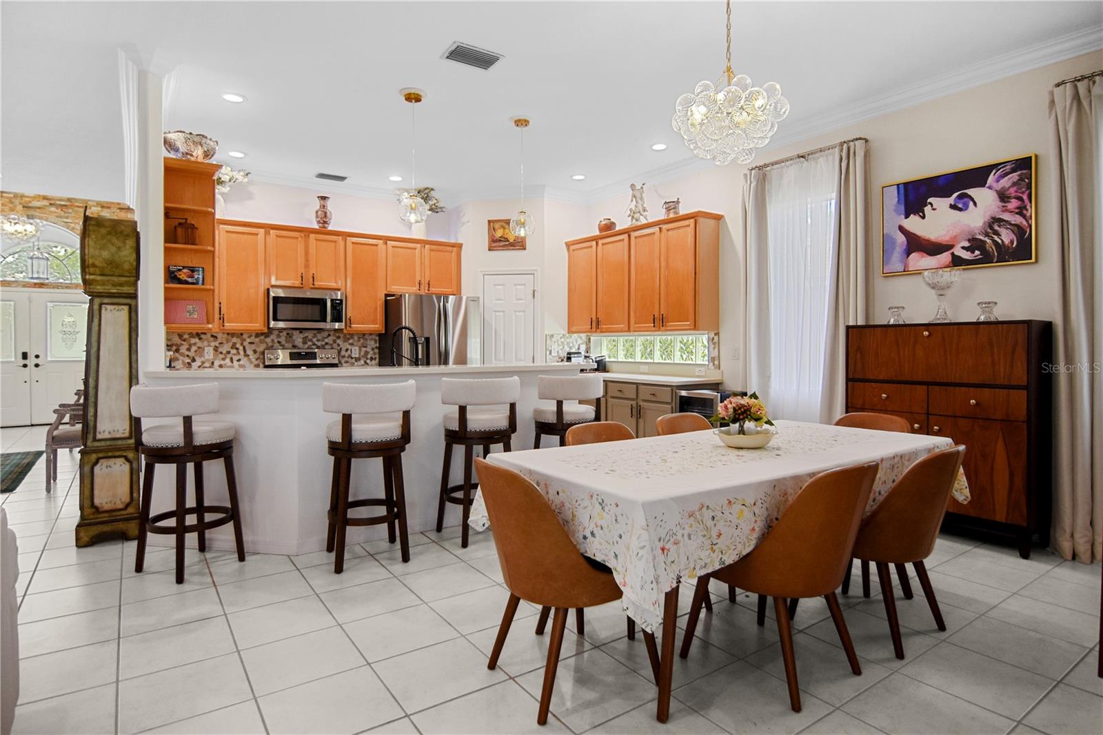 Image 5 of 22 For 6413 Grand Point Avenue