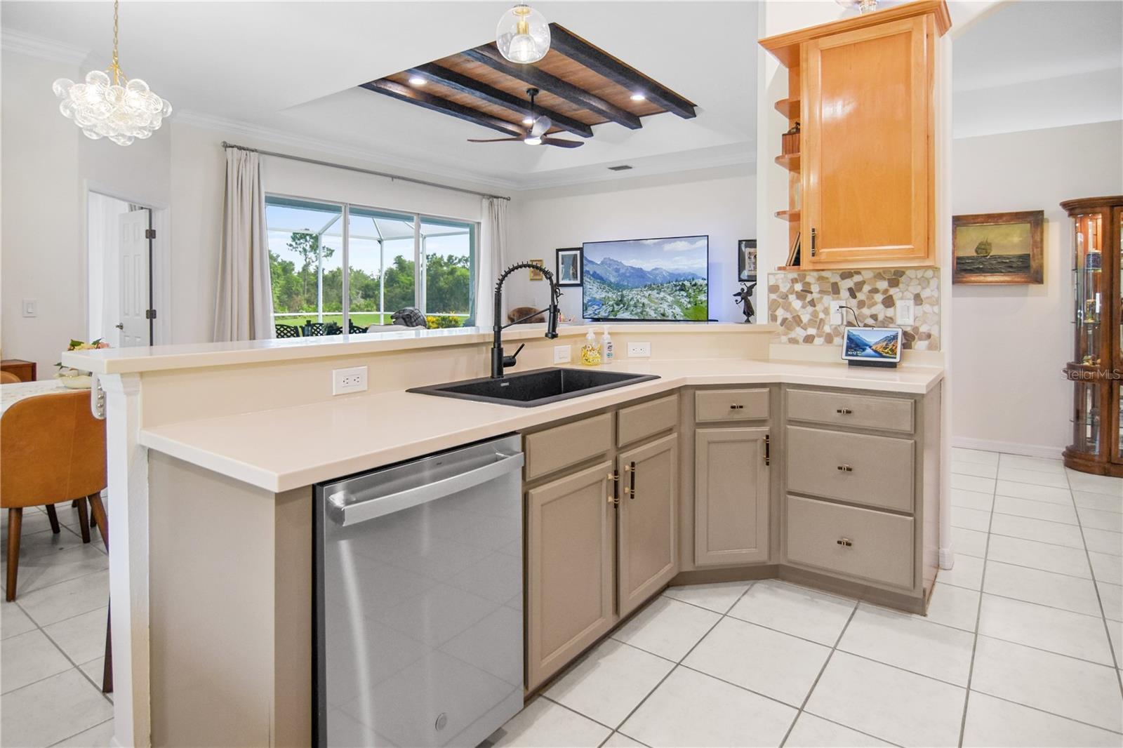 Image 6 of 22 For 6413 Grand Point Avenue