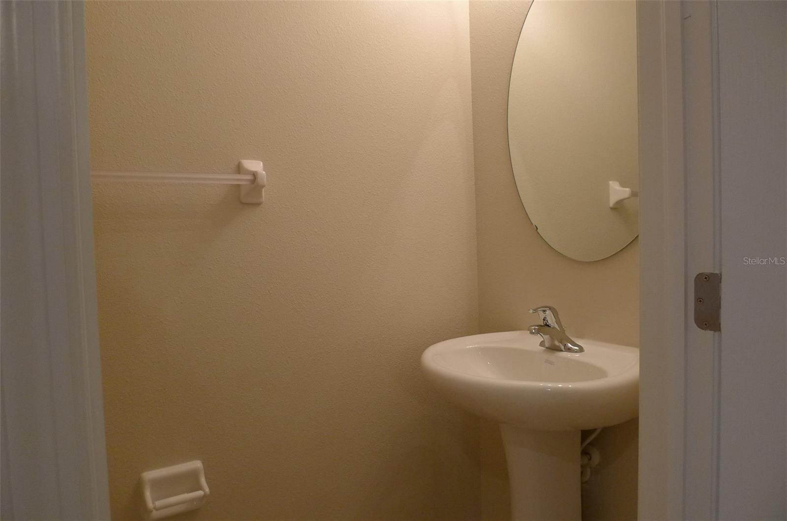 Listing photo id 19 for 13909 River Willow Place
