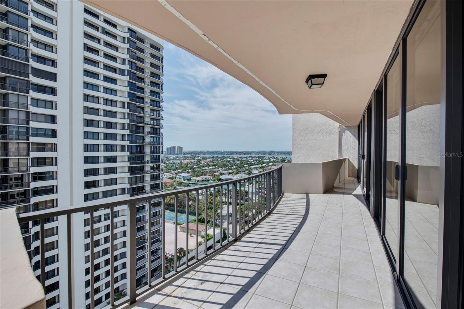 Image 18 of 40 For 4200 Ocean Drive 2-1602
