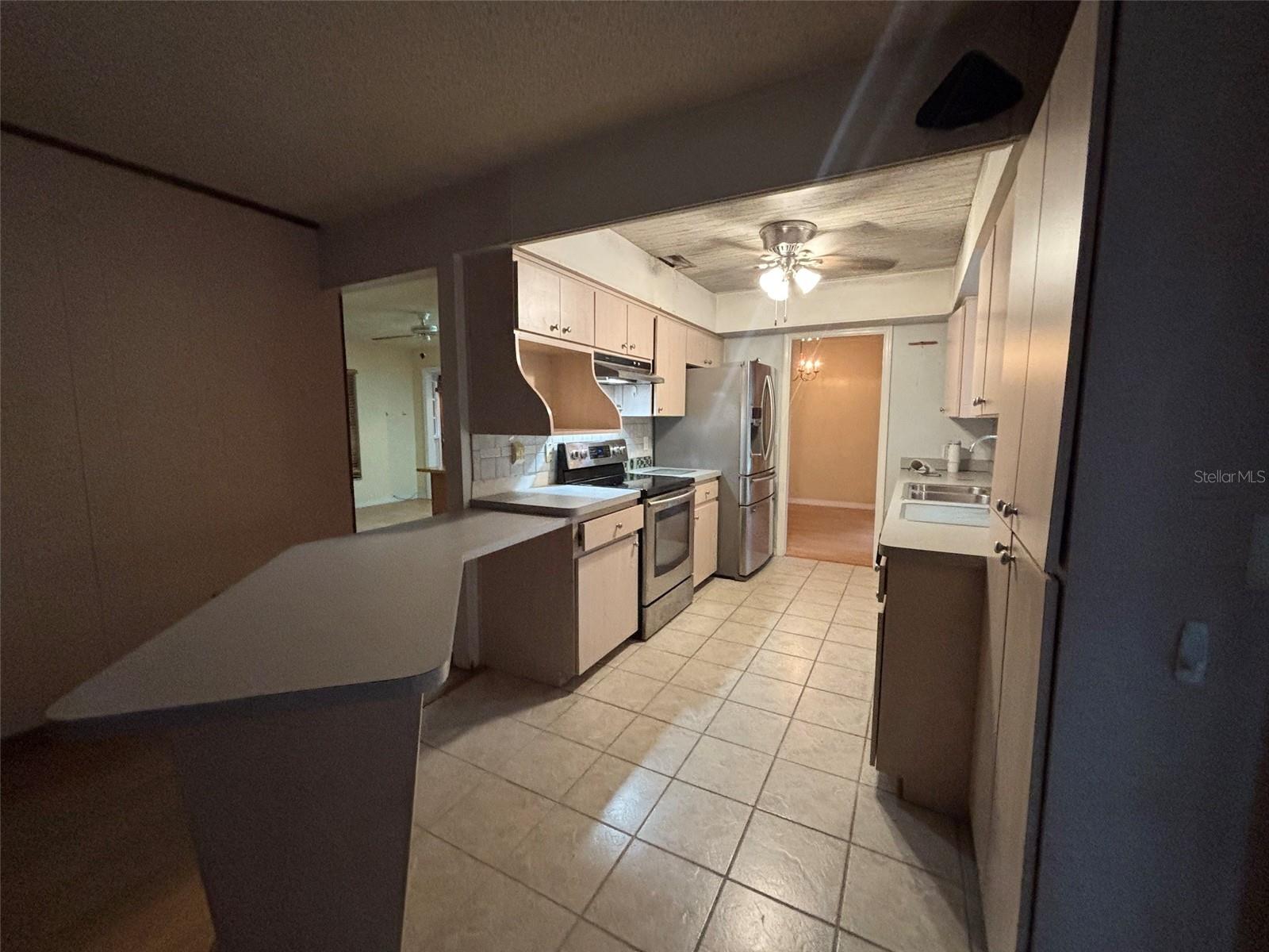 Image 20 of 41 For 1215 Bucknell Avenue
