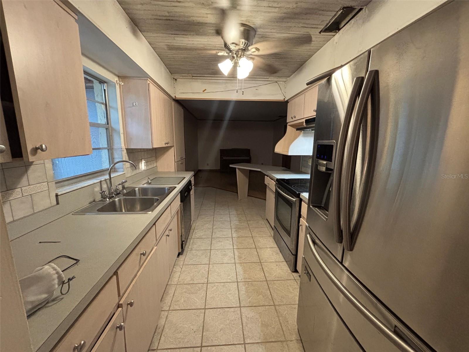 Image 7 of 41 For 1215 Bucknell Avenue
