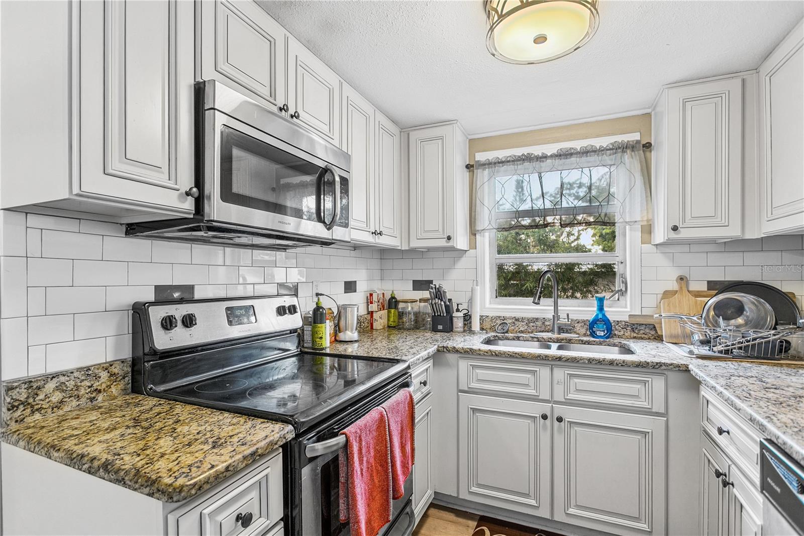 Image 13 of 29 For 7304 Dixon Avenue