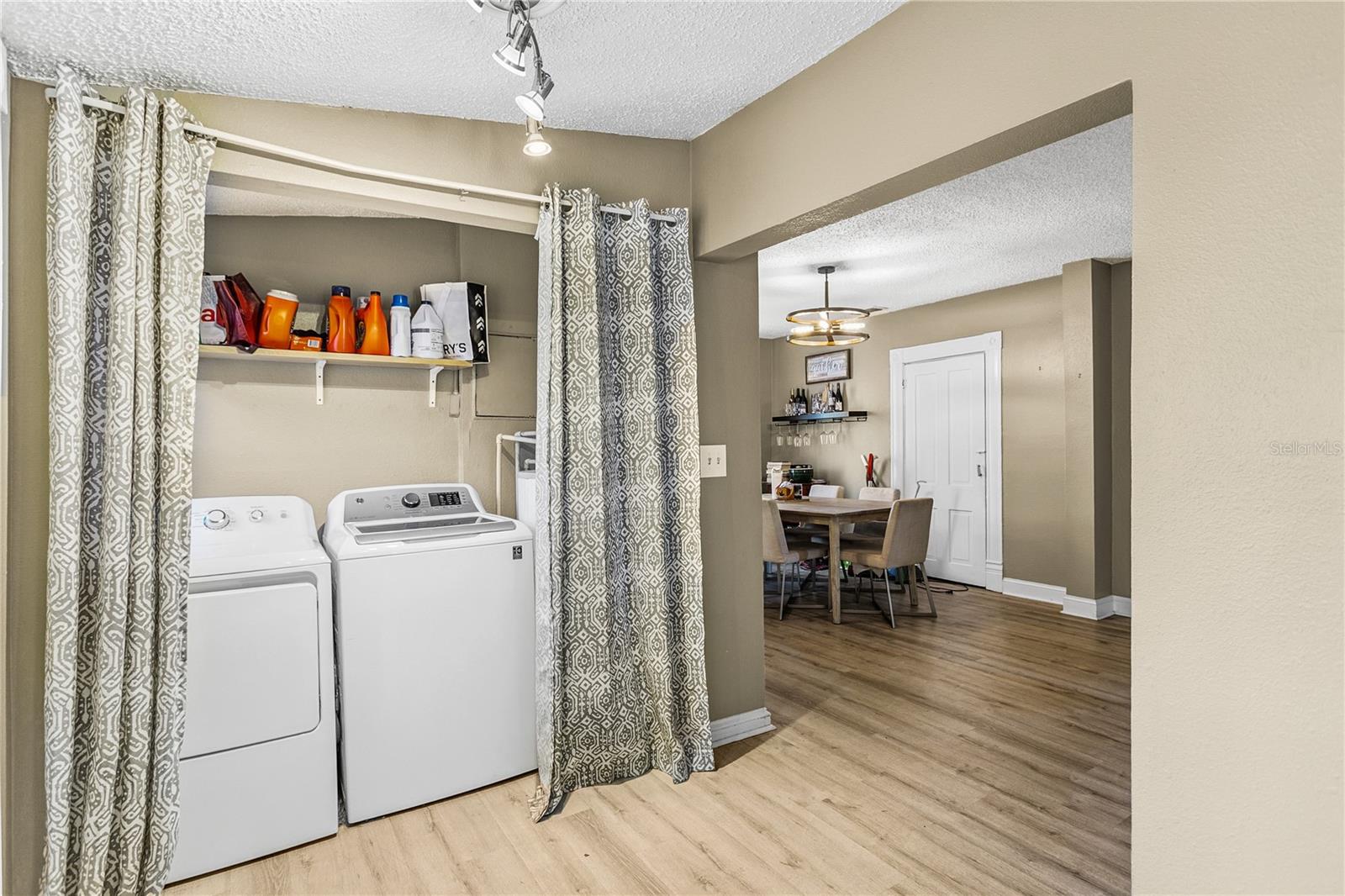 Image 14 of 29 For 7304 Dixon Avenue