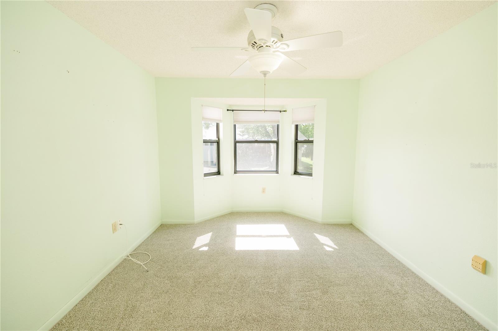 Image 27 of 41 For 3130 Prairie Dunes Circle W