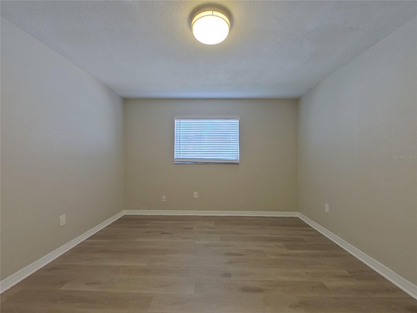 Image 19 of 25 For 1503 Garden Avenue