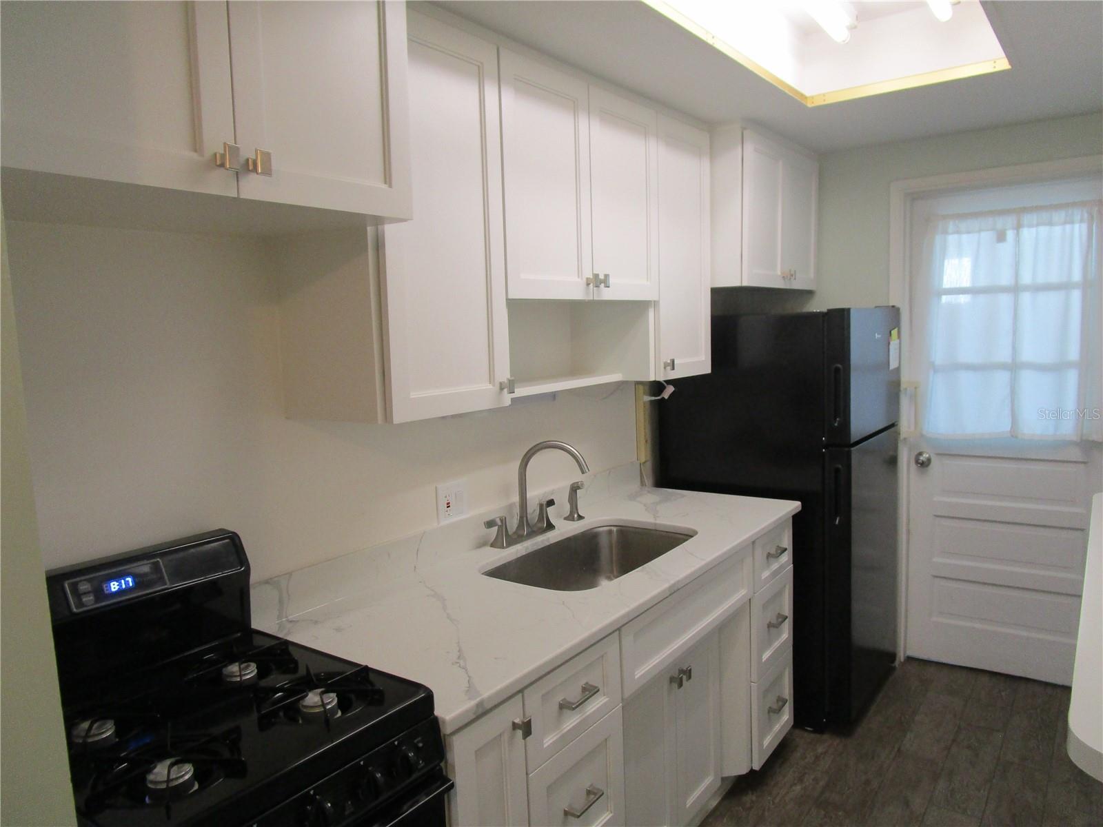 Image 11 of 41 For 5900 21st Street N 2