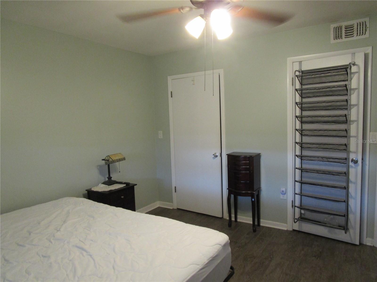Image 14 of 41 For 5900 21st Street N 2
