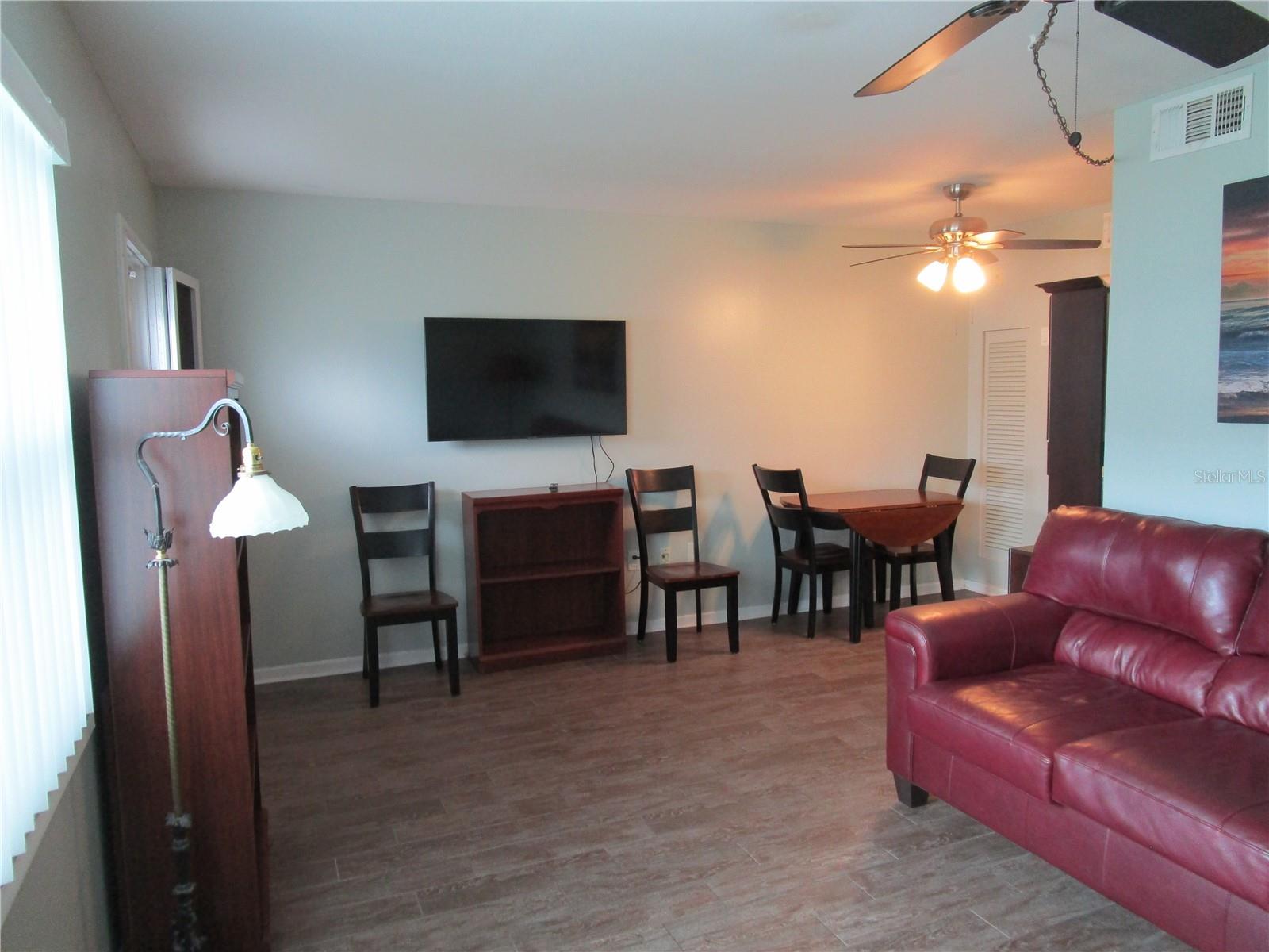 Image 4 of 41 For 5900 21st Street N 2