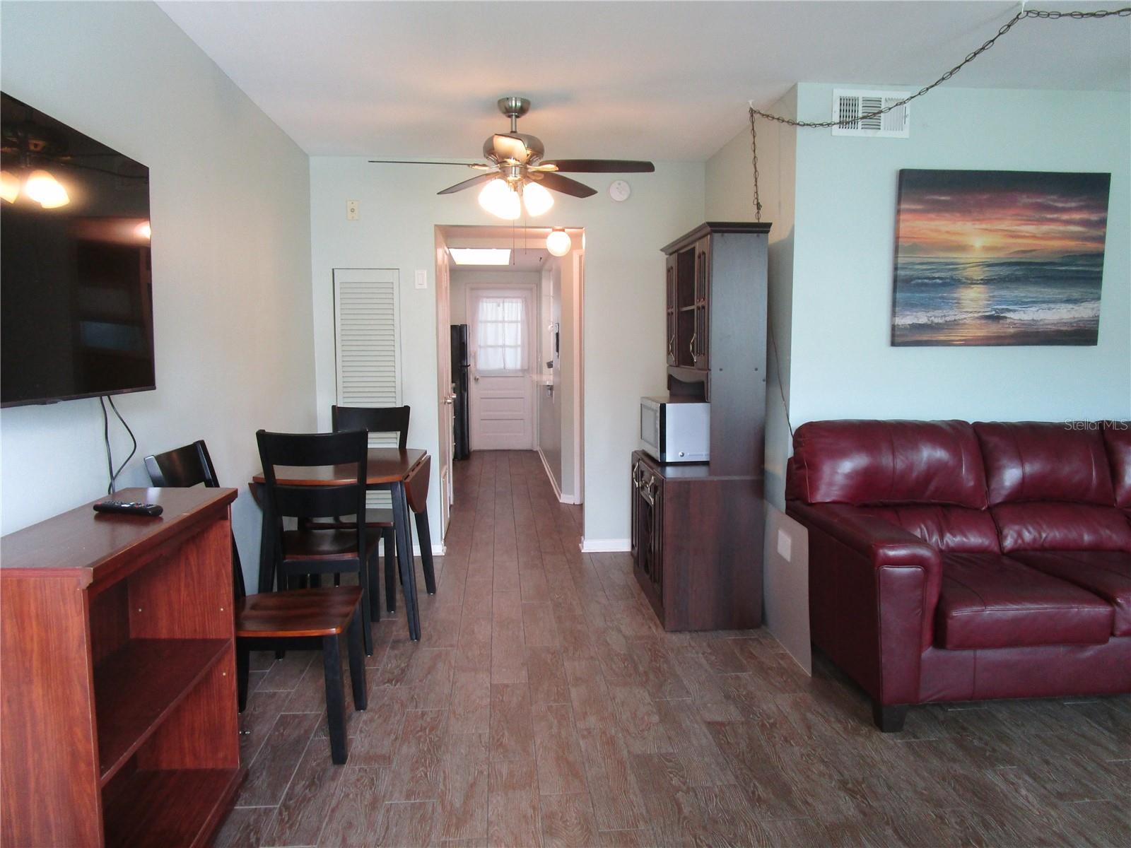 Image 8 of 41 For 5900 21st Street N 2