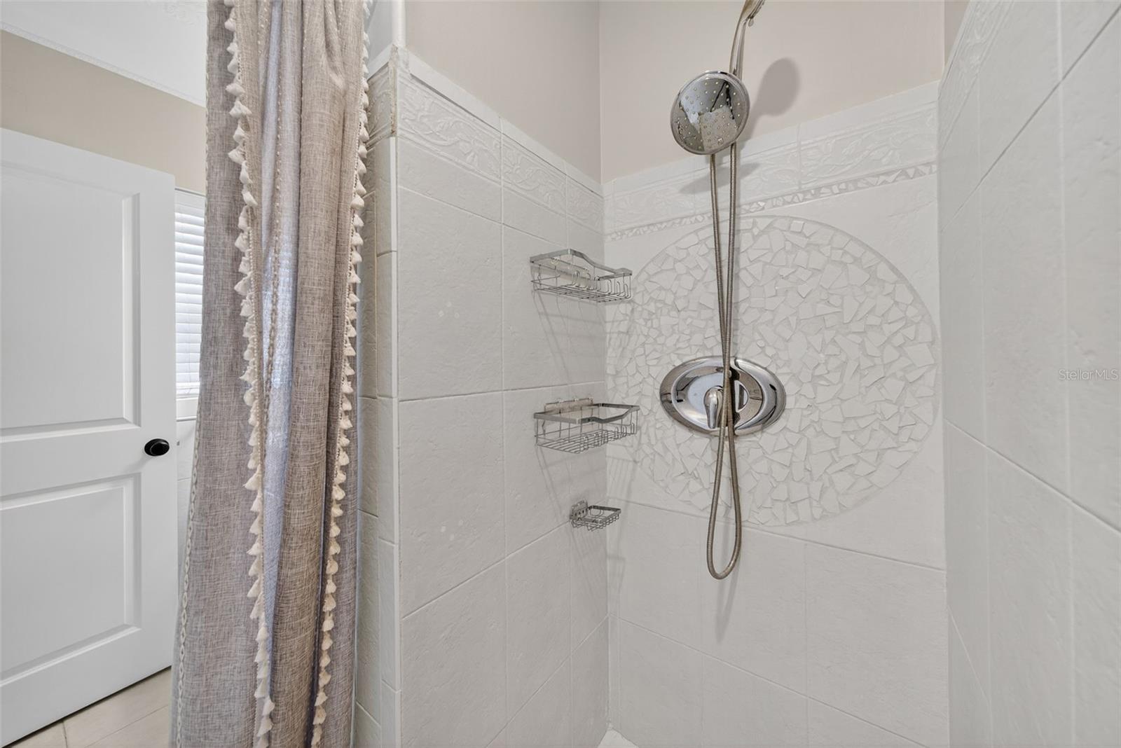 Image 32 of 86 For 8201 24th Avenue N