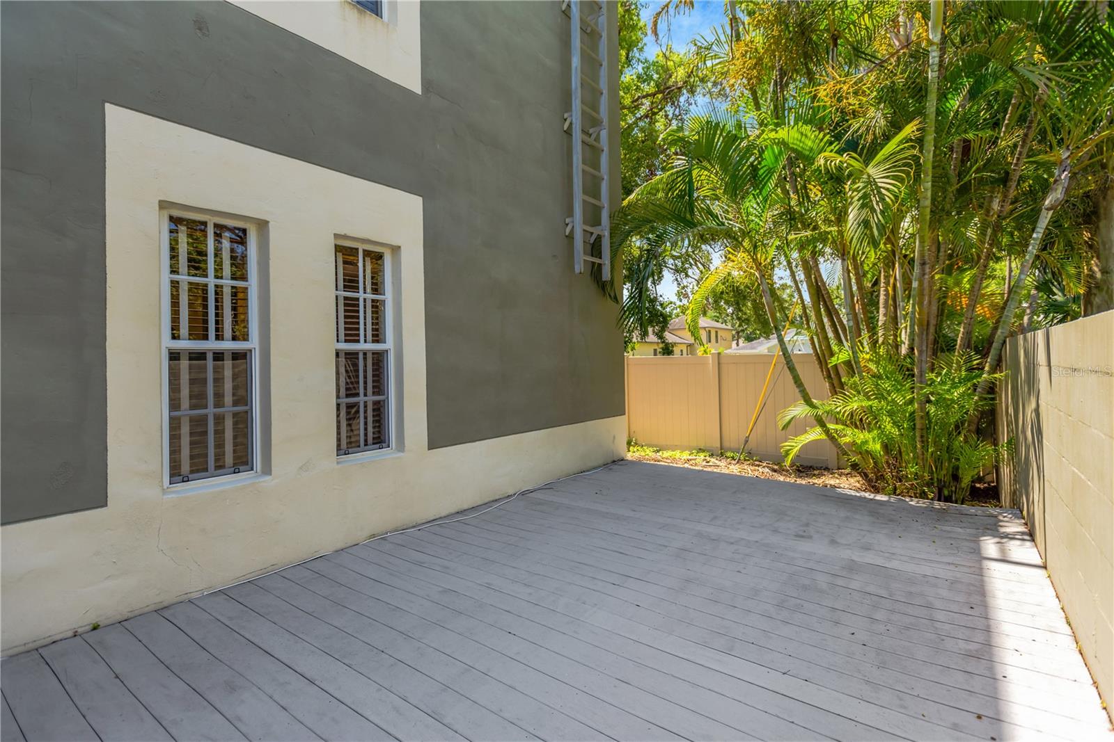 Image 27 of 28 For 2916 Gandy Boulevard E