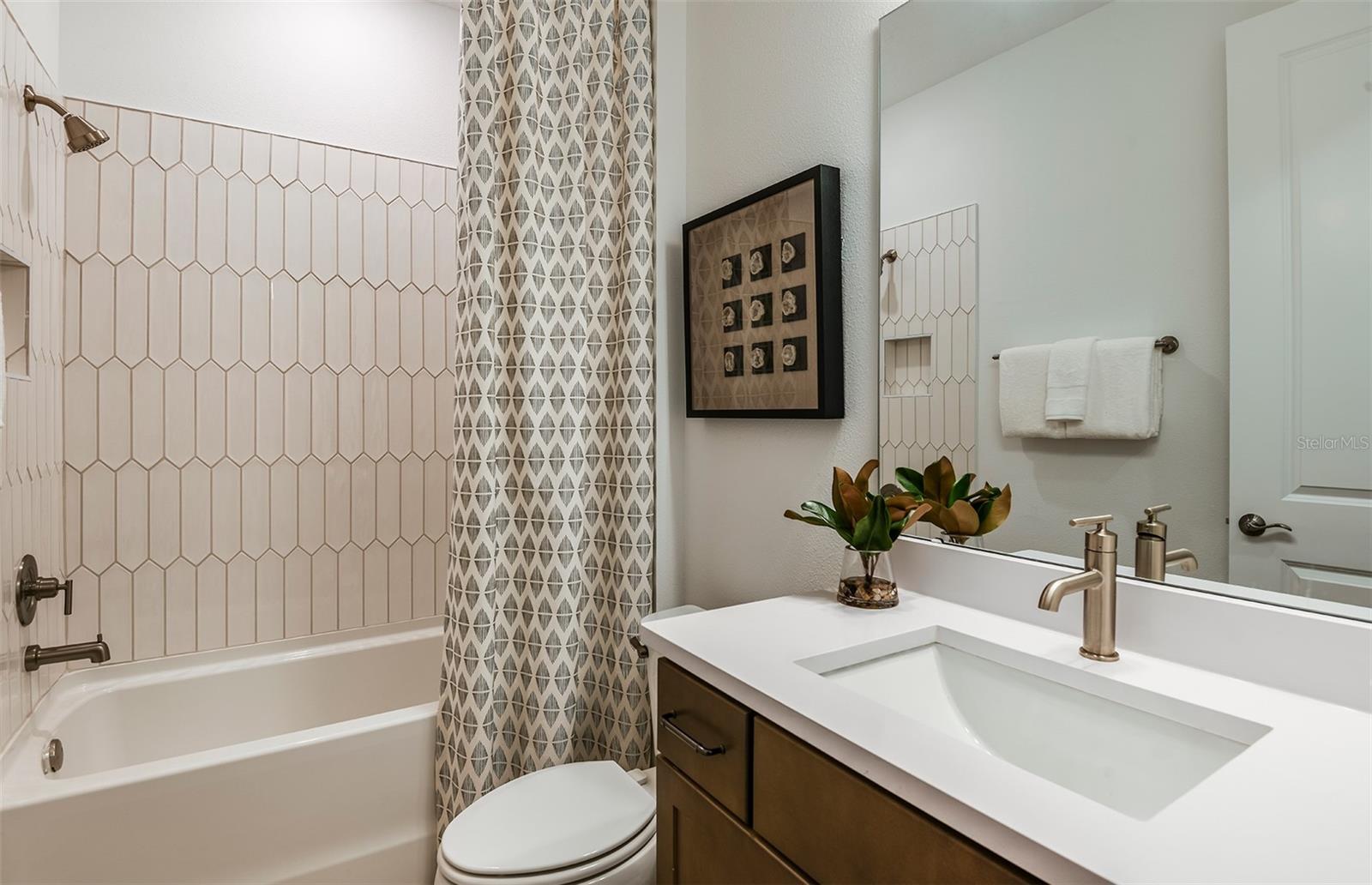 Listing photo id 16 for 37349 Gunnison Drive
