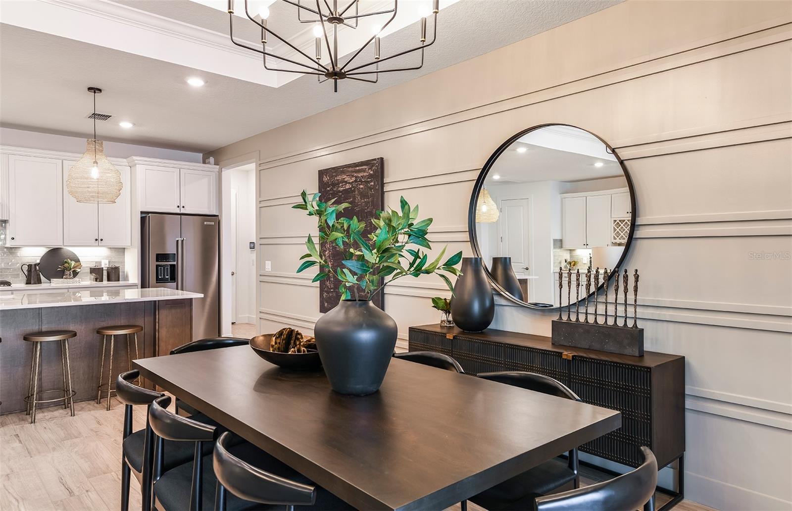 Listing photo id 4 for 37349 Gunnison Drive