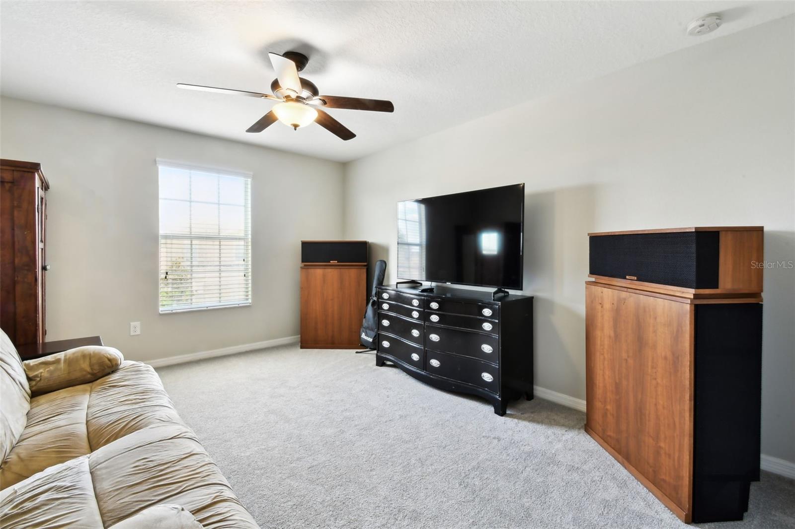 Listing photo id 30 for 1116 Seminole Sky Drive