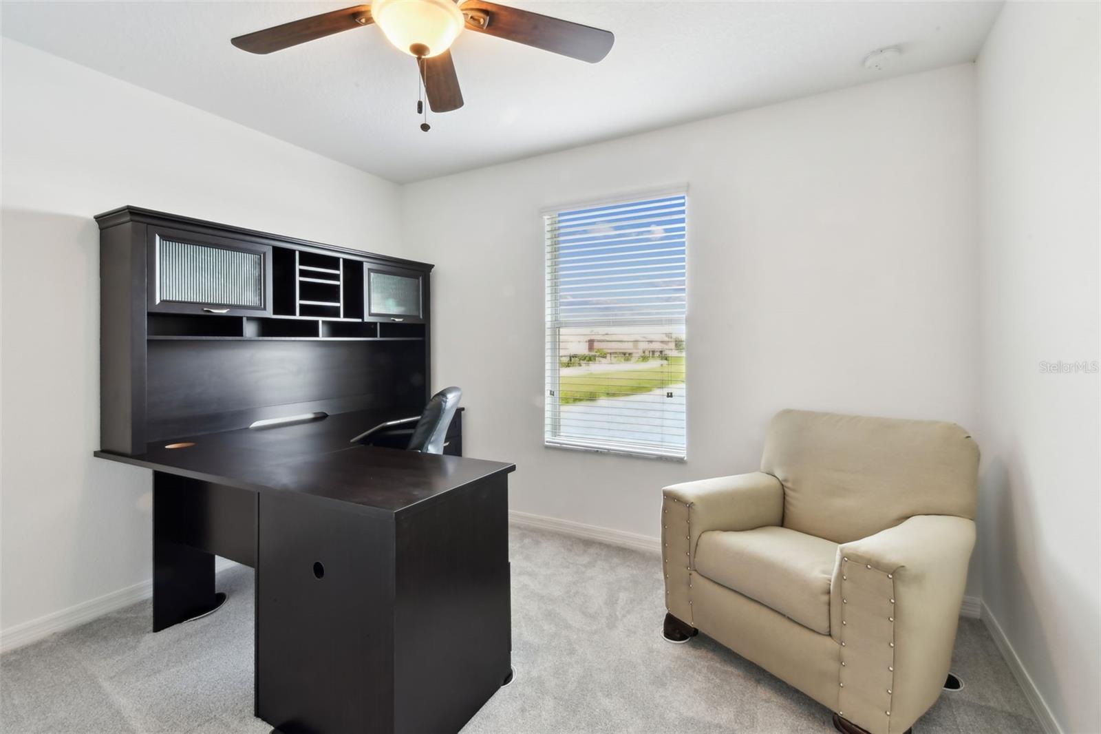 Listing photo id 32 for 1116 Seminole Sky Drive