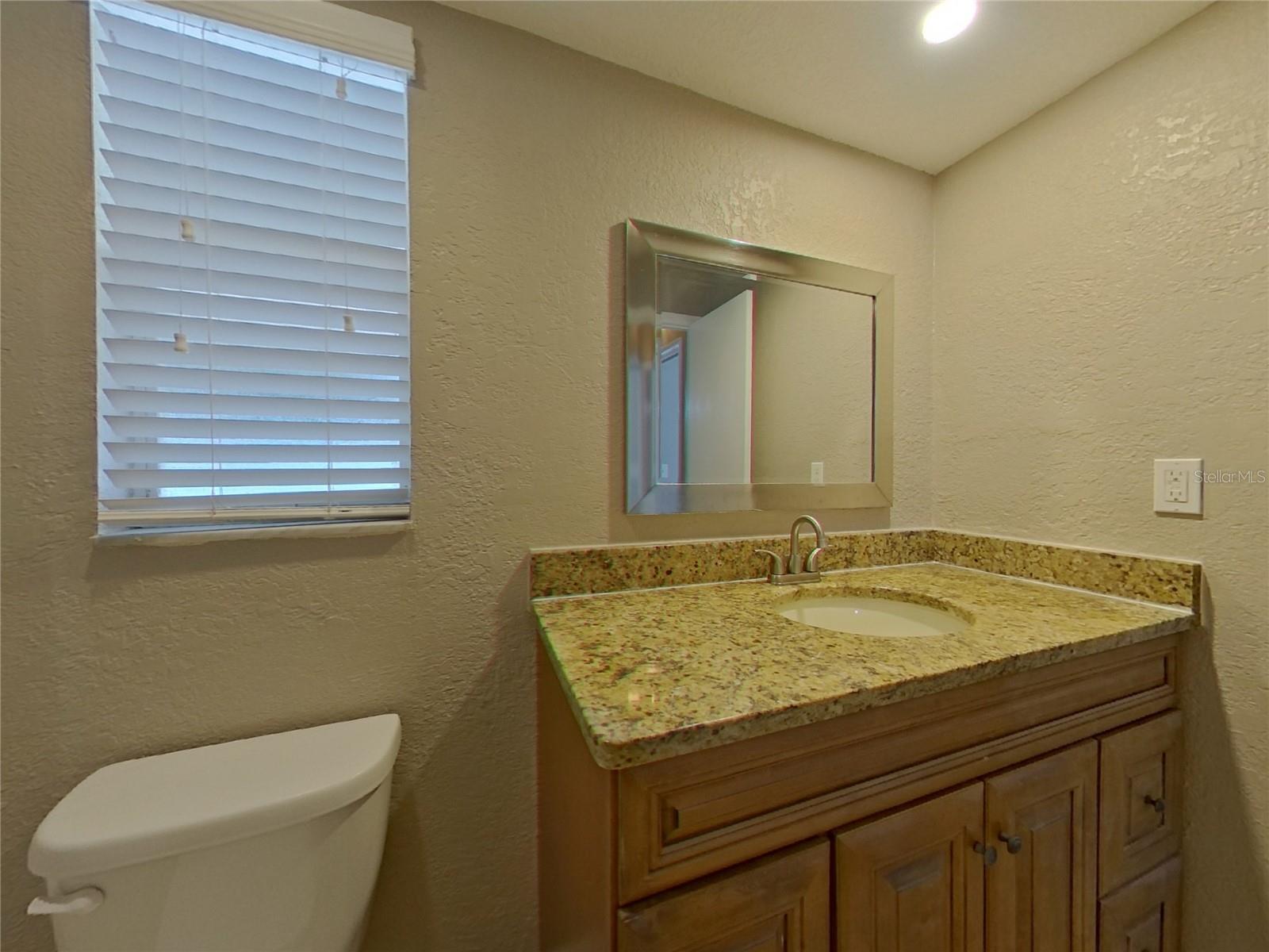 Image 10 of 13 For 1708 Hibiscus Circle N