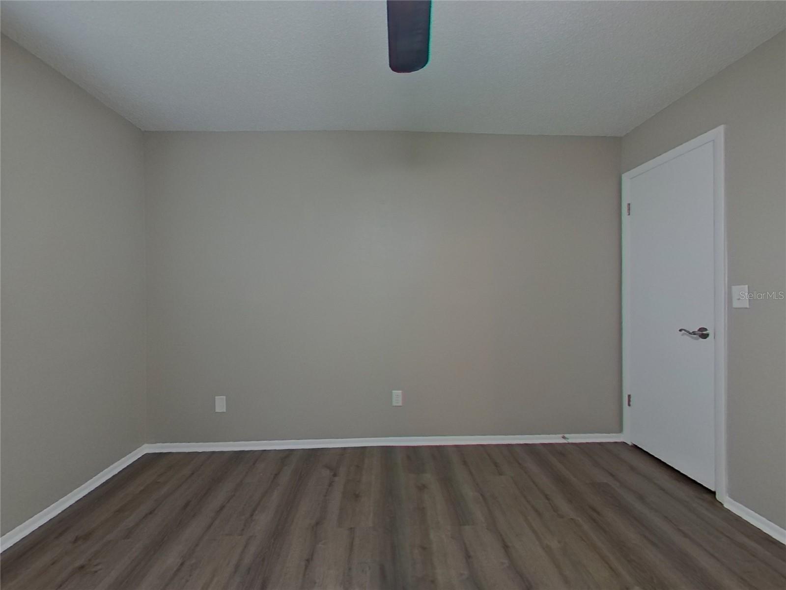 Image 9 of 13 For 1708 Hibiscus Circle N