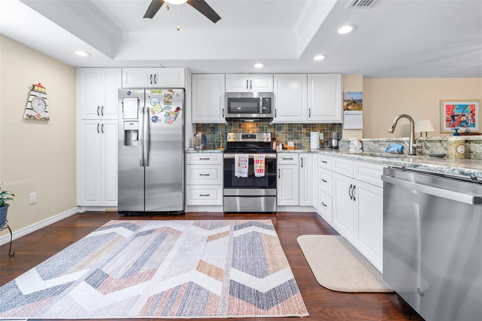 Image 11 of 42 For 751 Pinellas Bayway S 208