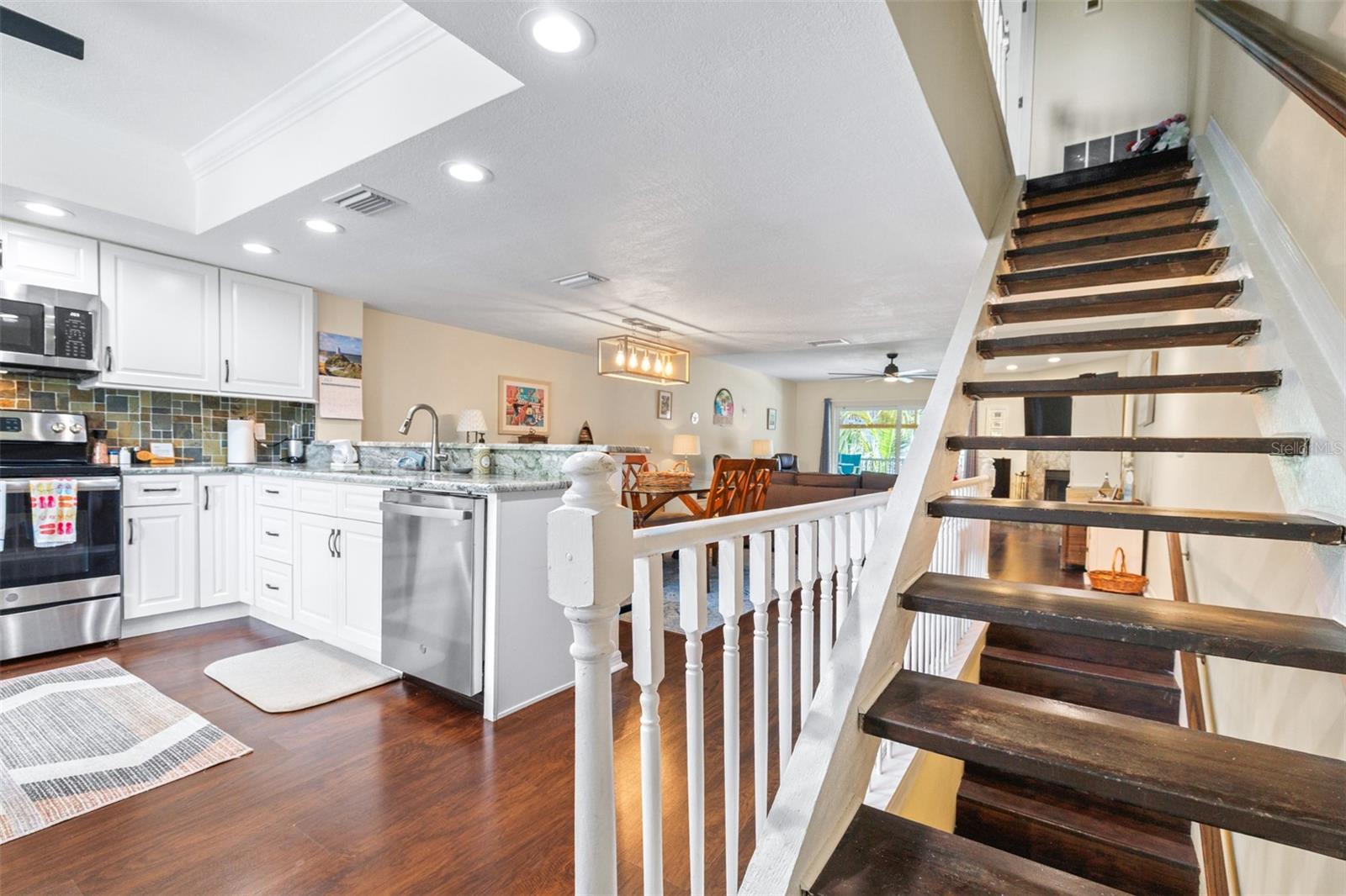 Image 14 of 42 For 751 Pinellas Bayway S 208