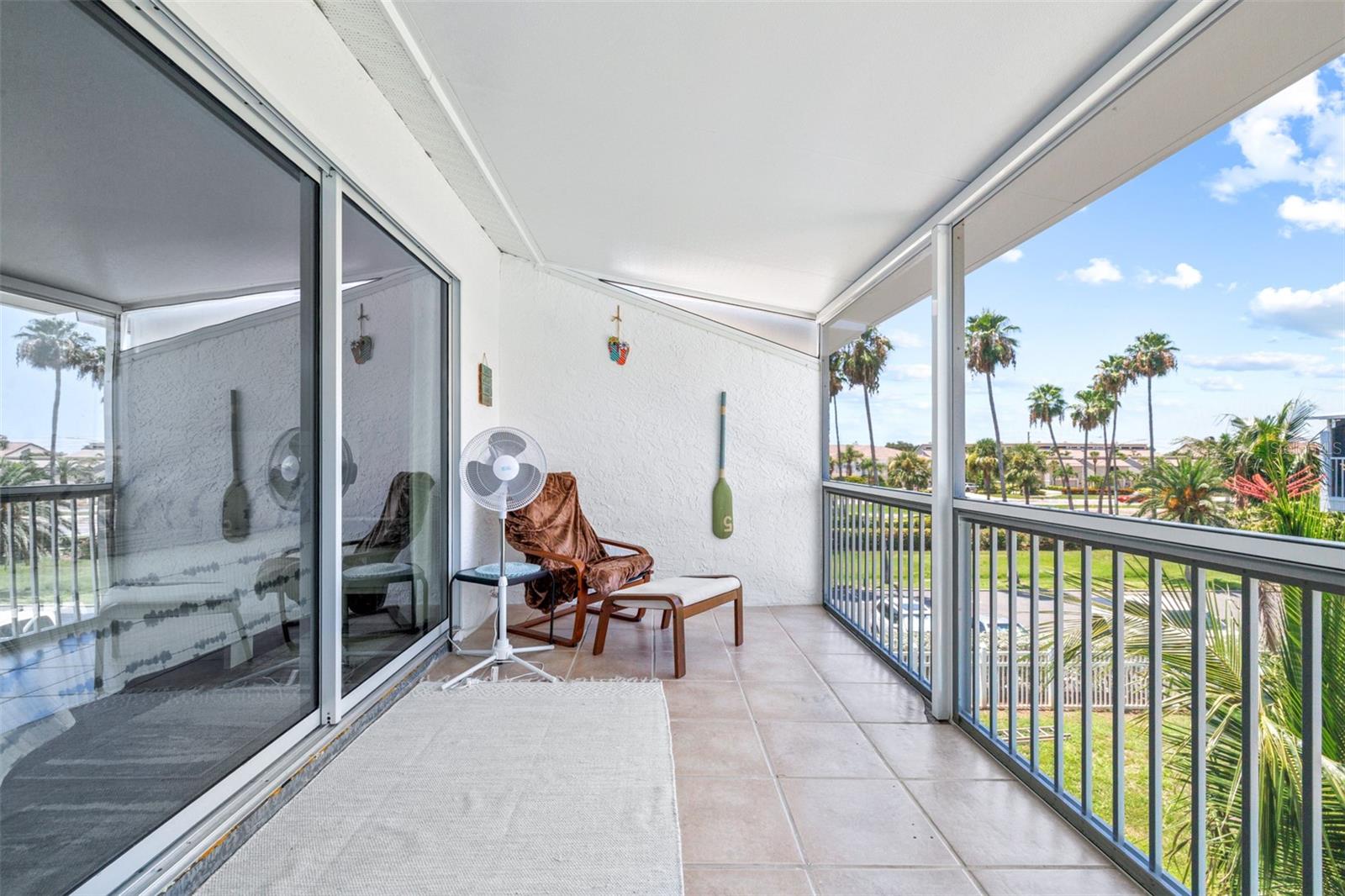 Image 28 of 42 For 751 Pinellas Bayway S 208