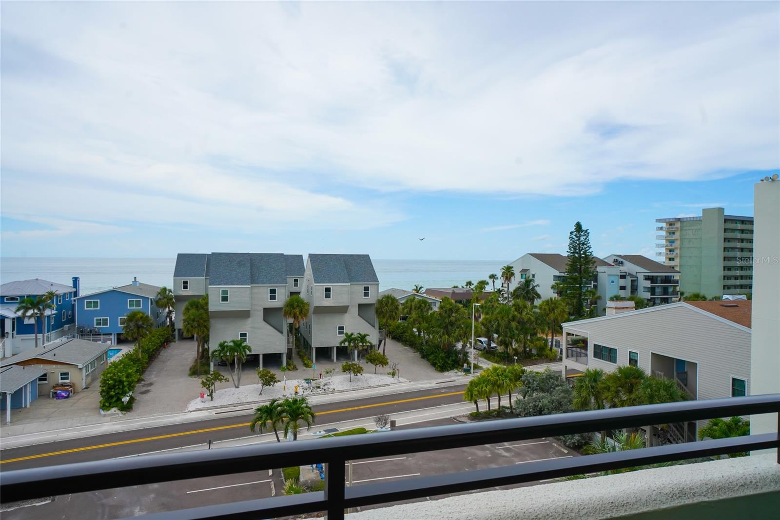 Image 39 of 42 For 19931 Gulf Boulevard D2
