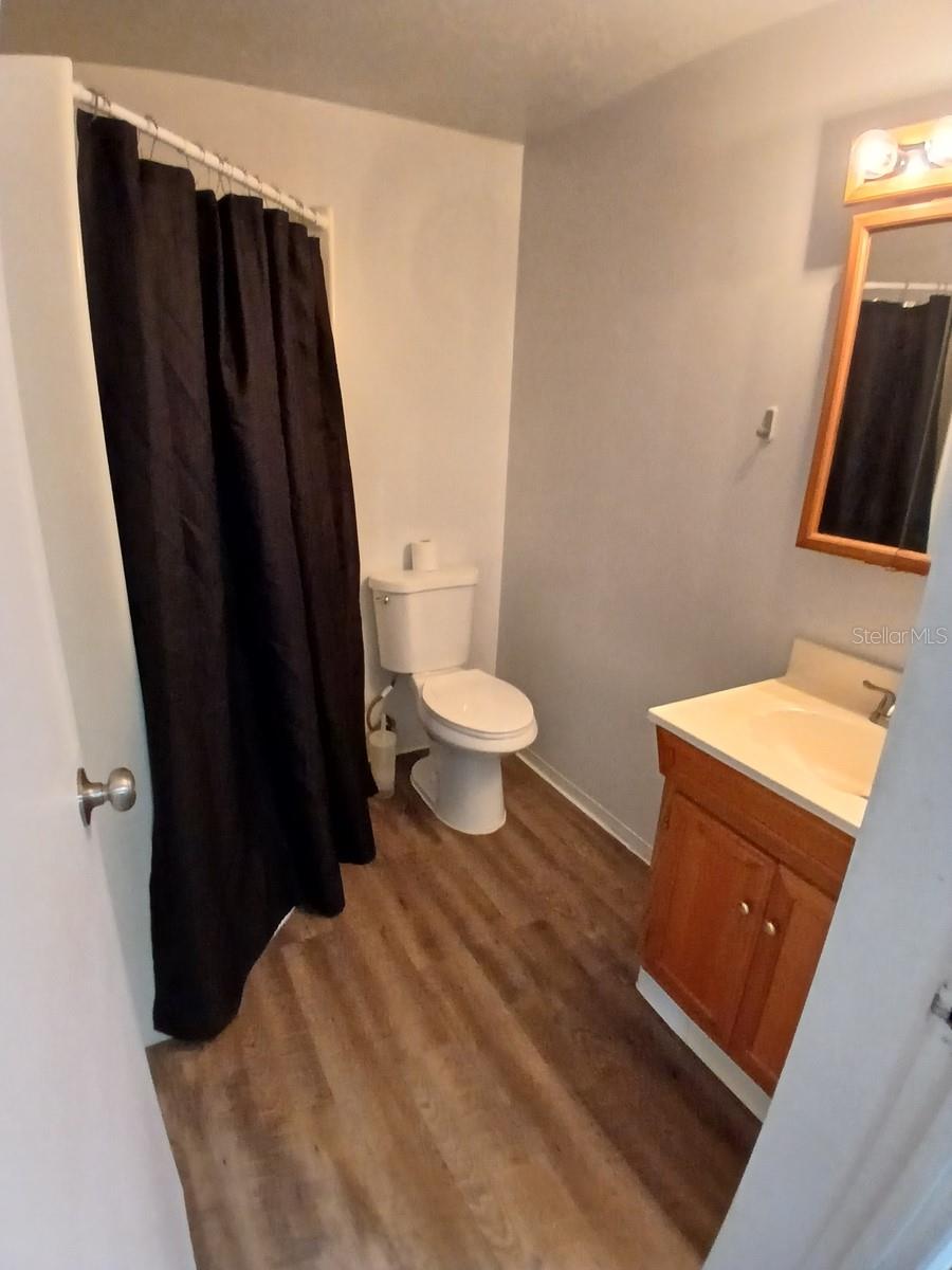 Listing photo id 1 for 4706 Darlington Road