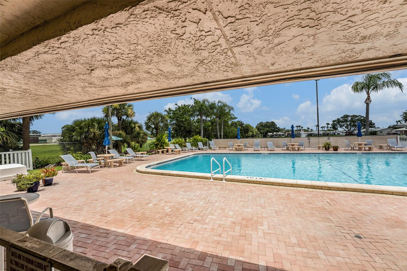 Image 21 of 22 For 10221 Larchmont Place N 12