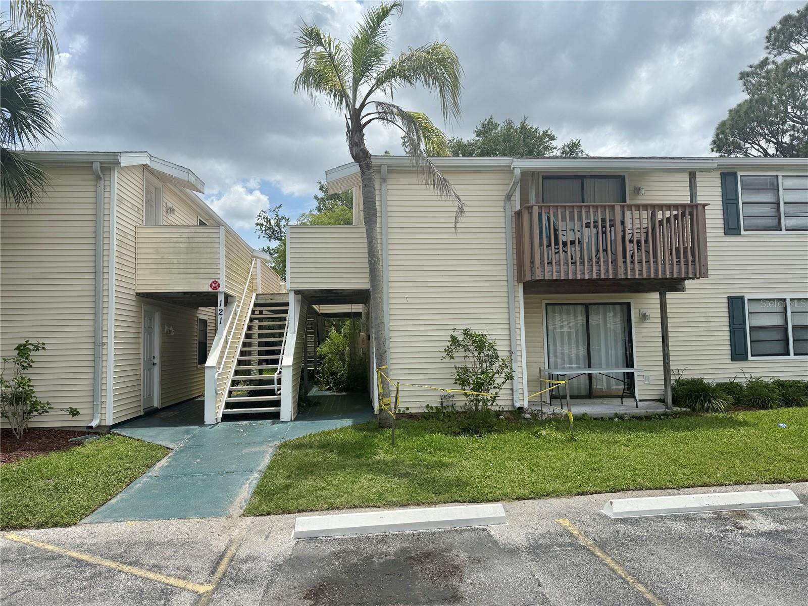 Details for 121 Loblolly Court C, OLDSMAR, FL 34677