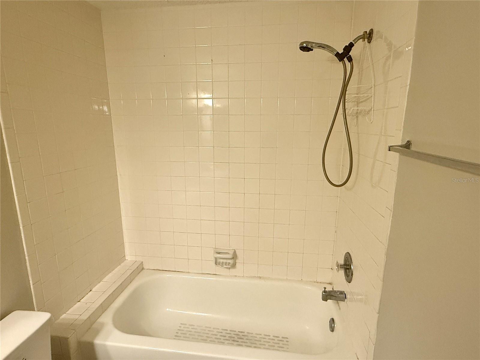 Image 11 of 25 For 121 Loblolly Court C