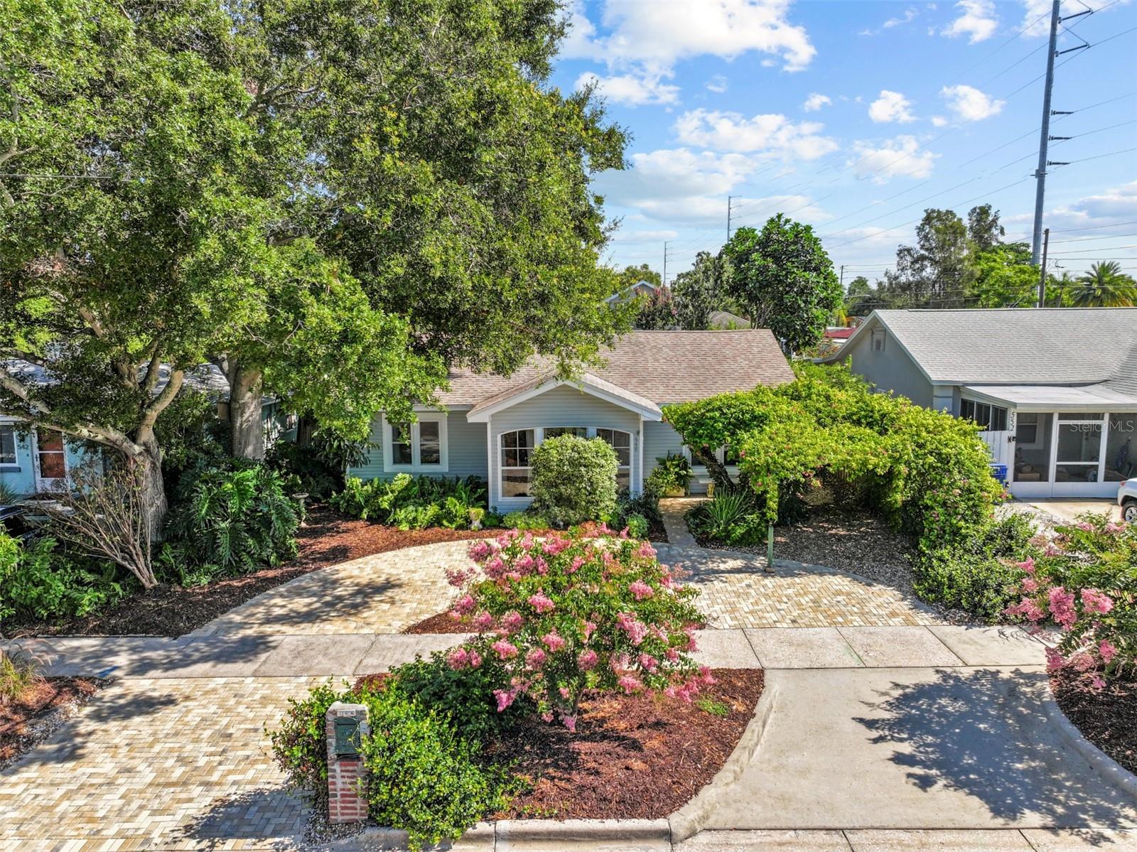 Details for 546 Orangewood Drive, DUNEDIN, FL 34698