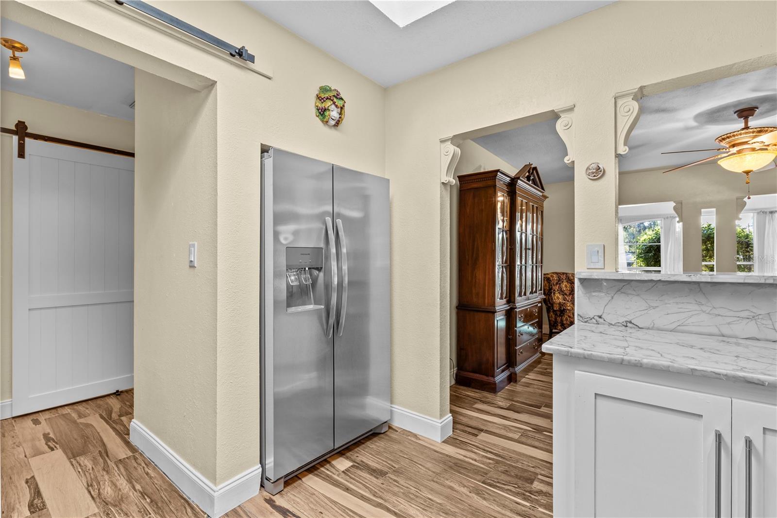 Image 12 of 30 For 546 Orangewood Drive